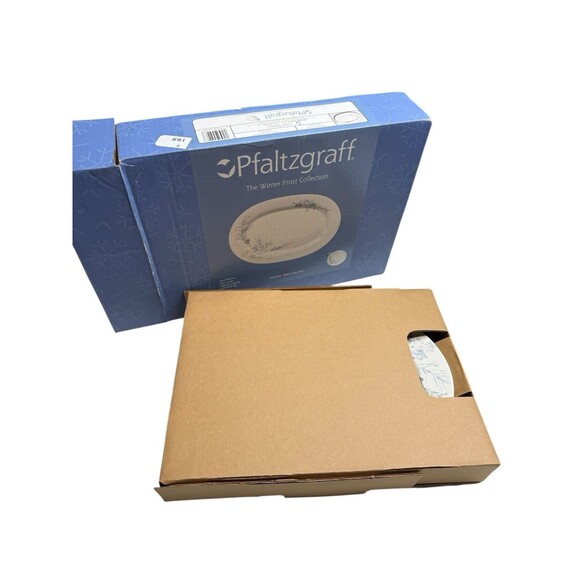 Pfaltzgraff The Winter Frost Collection Oval Platter  295-016-00 In Original Box - Picture 5 of 9